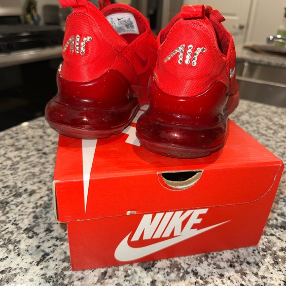 Nike Air Max 270 Sneakers 💎 - Picture 3 of 6